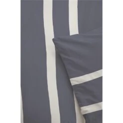 Byrklund - Dekbedovertrek Steady Stripes - 240x220 Cm - Blauw 6 Byrklund - Dekbedovertrek Steady Stripes - 240x220 Cm - Blauw -Kwaliteit Geselecteerde Dekbedovertrekkenwinkel 1000012855 0101