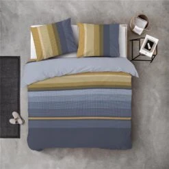 Byrklund - Dekbedovertrek Golden Stripes - 240x220 Cm - Okergeel -Kwaliteit Geselecteerde Dekbedovertrekkenwinkel 1000012945 0102