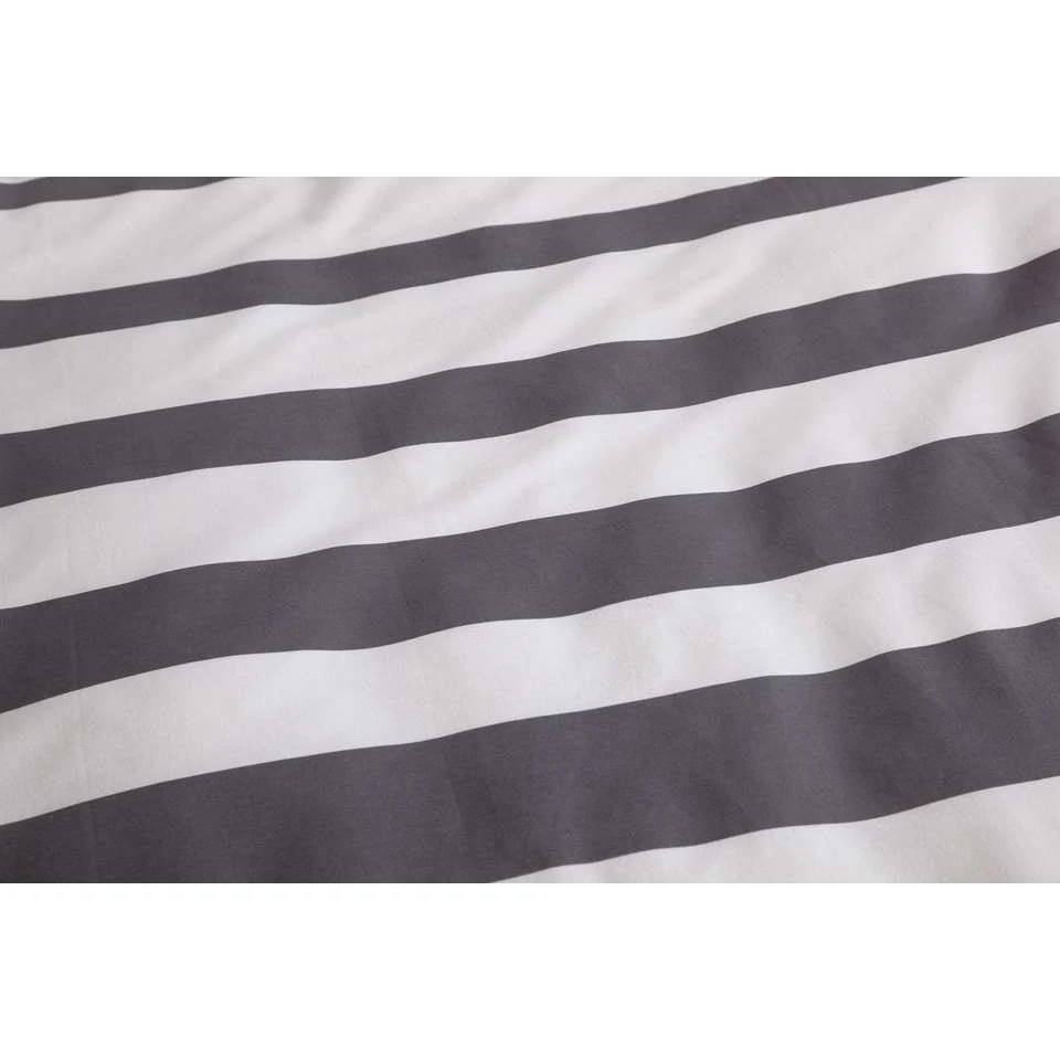 Ten Cate Katoenen Tweepersoons Dekbedovertrek - 200x200/220 - Celia Antraciet 6 Ten Cate Katoenen Tweepersoons Dekbedovertrek - 200x200/220 - Celia Antraciet - Afbeelding 4