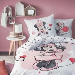 Disney Minnie Mouse Dekbedovertrek Cute - Eenpersoons - 140 X 200 Cm - Katoen -Kwaliteit Geselecteerde Dekbedovertrekkenwinkel 1000025456 0102