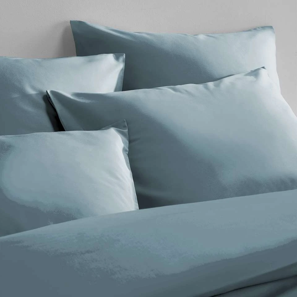 De Witte Lietaer Dekbedovertrek Katoen Satijn Olivia - 240 X 220 Cm - Groen 5 De Witte Lietaer Dekbedovertrek Katoen Satijn Olivia - 240 X 220 Cm - Groen - Afbeelding 3