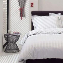 Dekbedovertrek Damai Linea White Satijn-200x200/220 -Kwaliteit Geselecteerde Dekbedovertrekkenwinkel 1000034373 0103