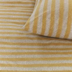 Ariadne At Home Dekbedovertrek Knit Stripes Yellow-Lits-jumeaux (240 X 200/22... -Kwaliteit Geselecteerde Dekbedovertrekkenwinkel 1000052567 0101
