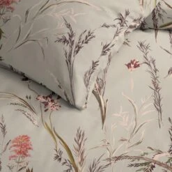 Cinderella Myrtle - Dekbedovertrek - Satijn - 200x200/220 Cm - Sand -Kwaliteit Geselecteerde Dekbedovertrekkenwinkel 1000055111 0102