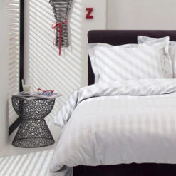 Dekbedovertrek Damai Linea White Satijn-240x200/220 9 Dekbedovertrek Damai Linea White Satijn-240x200/220 -Kwaliteit Geselecteerde Dekbedovertrekkenwinkel 1000057426 0103