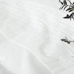 Town & Country Dekbedovertrek Camilla Wit-Lits-jumeaux (240 X 200/220 Cm) 8 Town & Country Dekbedovertrek Camilla Wit-Lits-jumeaux (240 X 200/220 Cm) -Kwaliteit Geselecteerde Dekbedovertrekkenwinkel 1000061611 0102