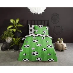Good Morning Dekbedovertrek "Soccer" - Groen - (140x220 Cm) -Kwaliteit Geselecteerde Dekbedovertrekkenwinkel 1000068625 0101