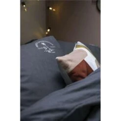 Dindi Home - Dekbedovertrek Plain Beauty - 140x220 Cm - Zwart 7 Dindi Home - Dekbedovertrek Plain Beauty - 140x220 Cm - Zwart -Kwaliteit Geselecteerde Dekbedovertrekkenwinkel 1279433861 0101