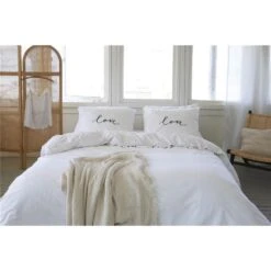Walra - Dekbedovertrek Lively Love - 240x220 Cm - Wit -Kwaliteit Geselecteerde Dekbedovertrekkenwinkel 3367878eac344d498eebf09170b199fb